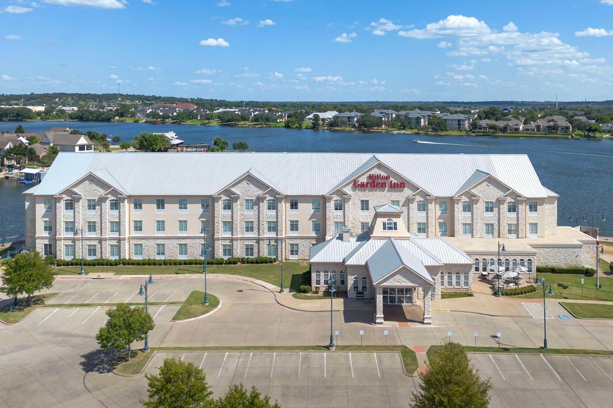 Hilton Garden Inn Гранбери Экстерьер фото