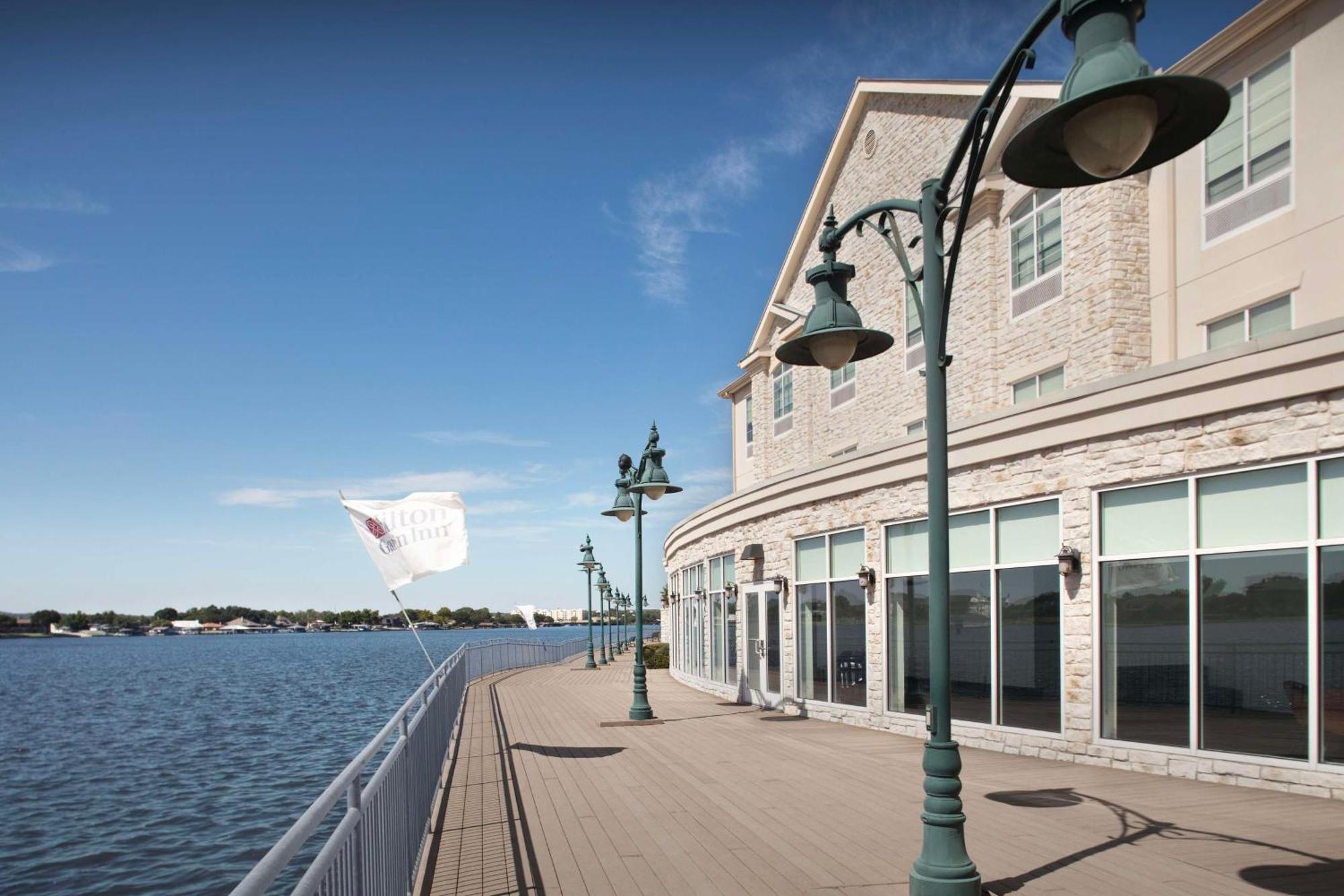 Hilton Garden Inn Гранбери Экстерьер фото